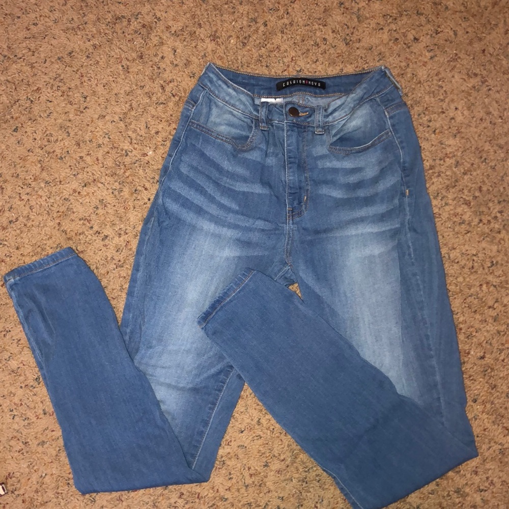 Fashion Nova skinny jeans